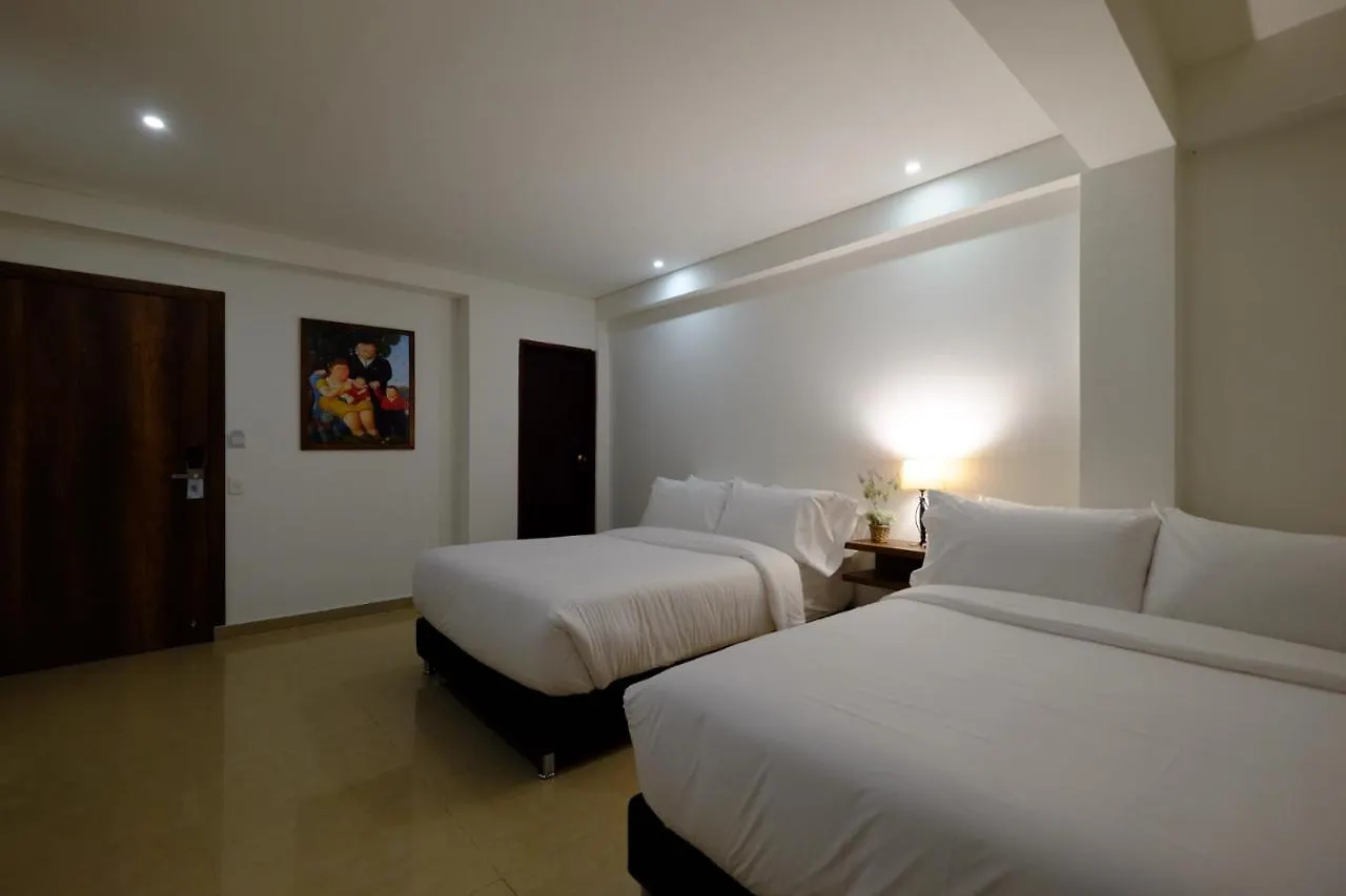 Hotel Amoek Cartagena  3*,
