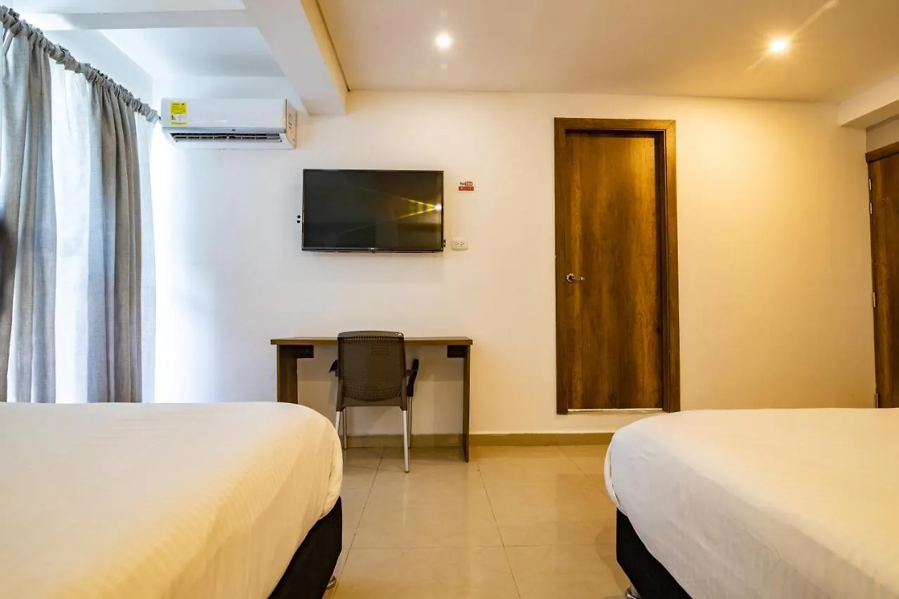 ***  Hotel Amoek Cartagena Colombia