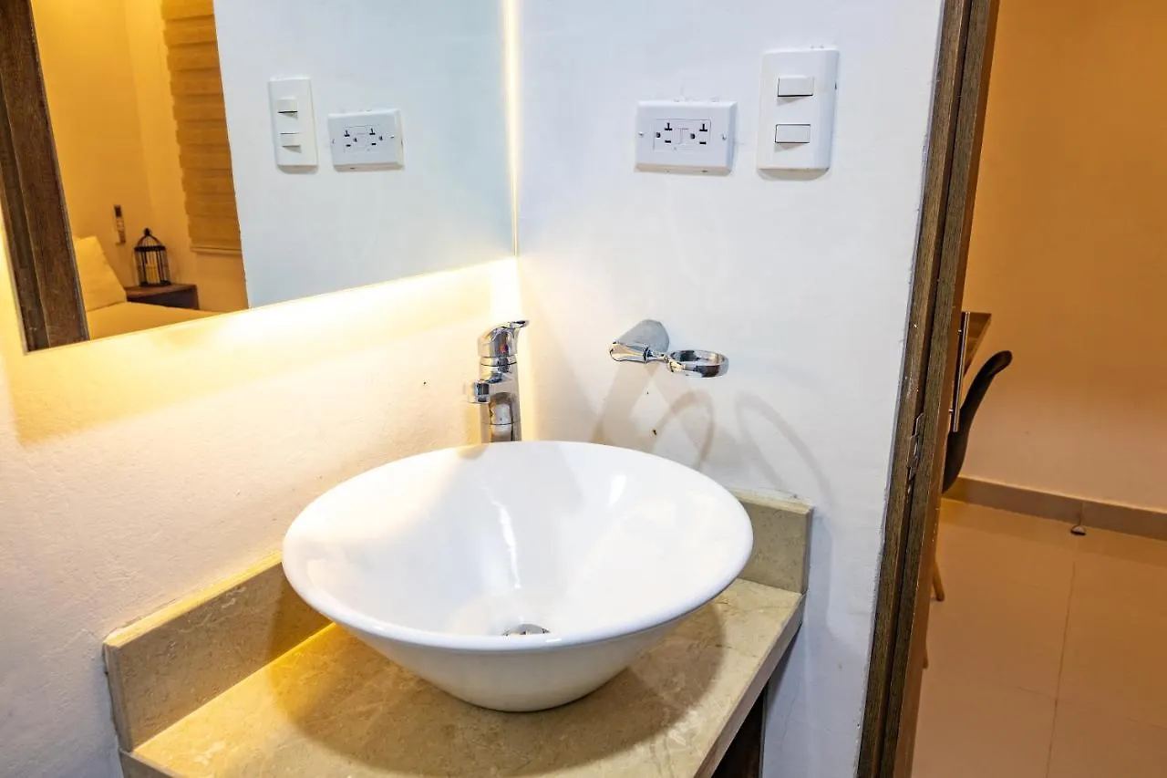Hotel Amoek Cartagena 3*,  Colombia